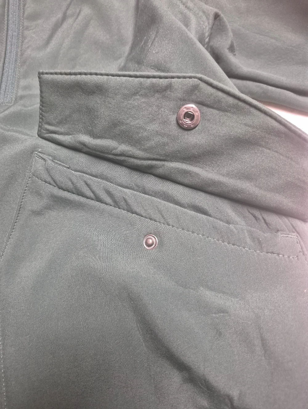 Mountain Ridge Utility Jacket Size L - Picture 4 of 9